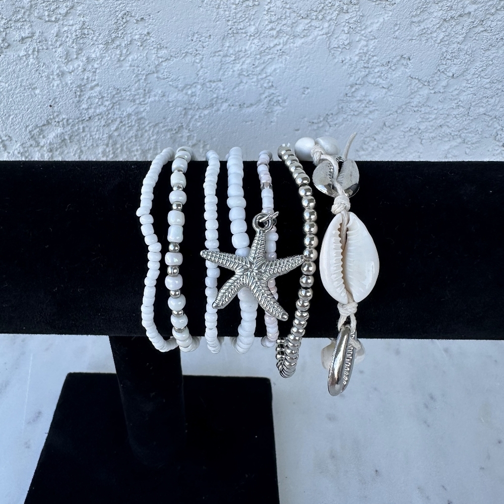 NEW 7 Piece Beach Bundle Seashell Starfish White Hot Bracelet Set